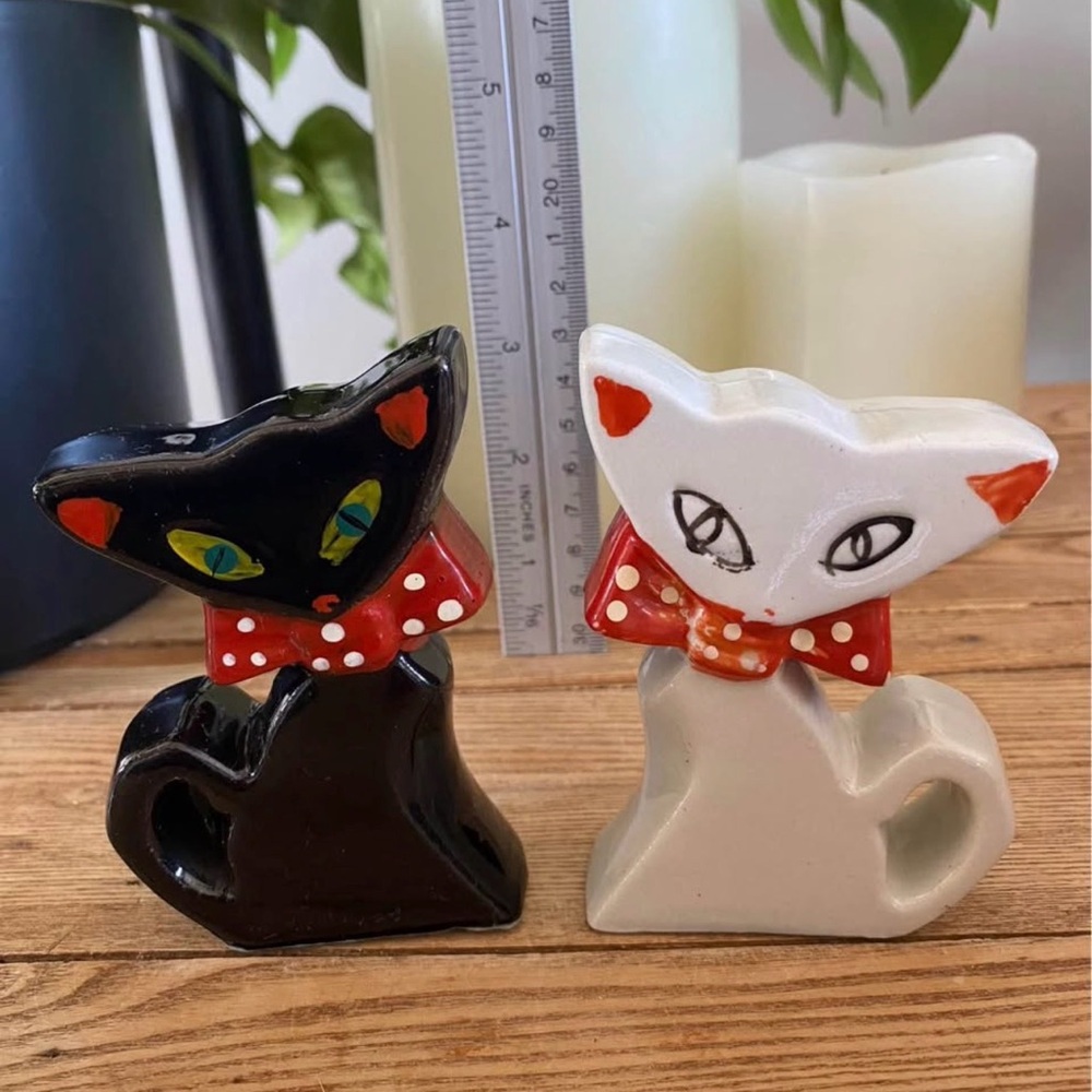 Set of 2 Vintage Atomic Cat Salt and Pepper kitten Shakers